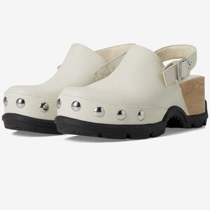 Sorel Off-White Clogs with Metallic Accents studs roam’n clog rvt new